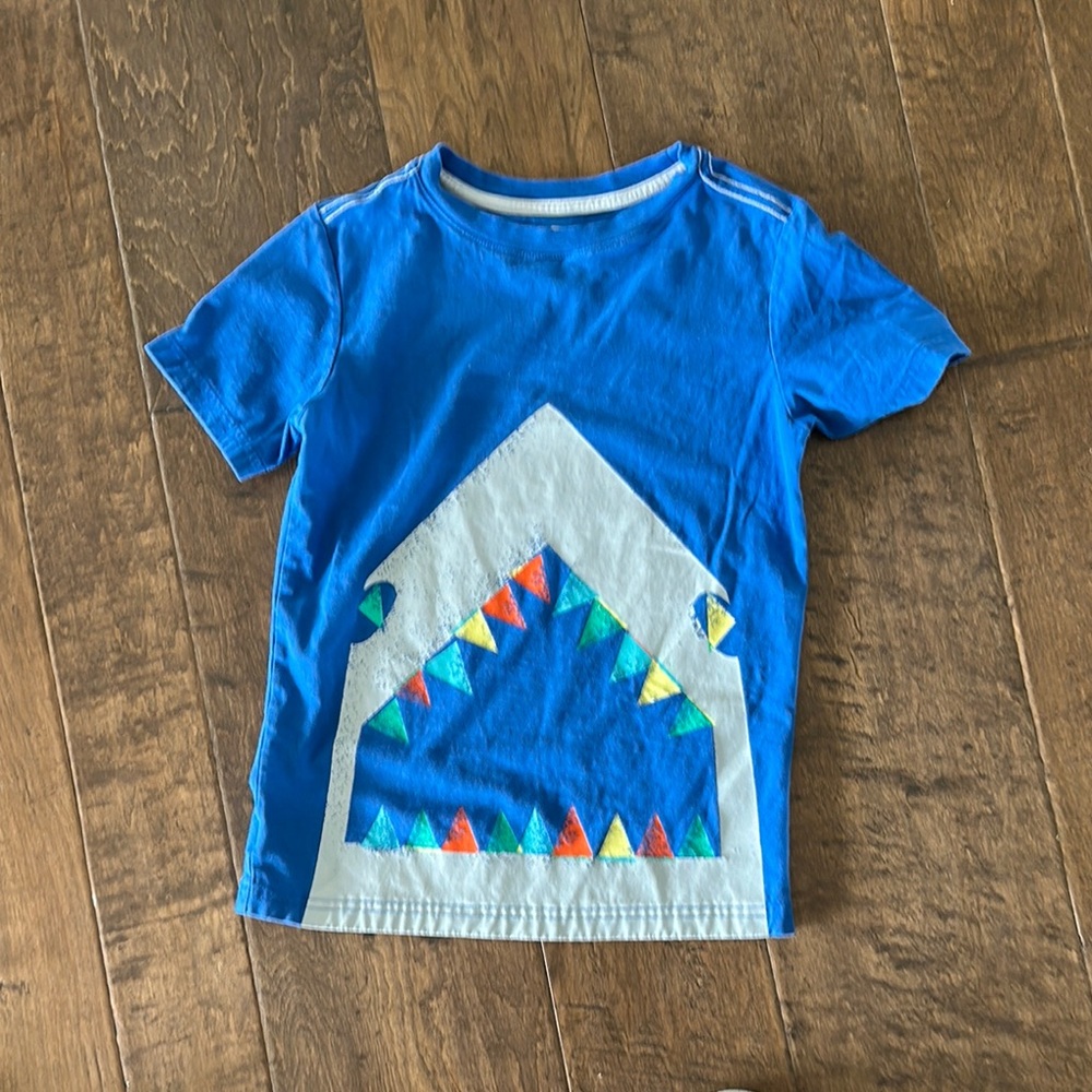 Tea collection shark shirt